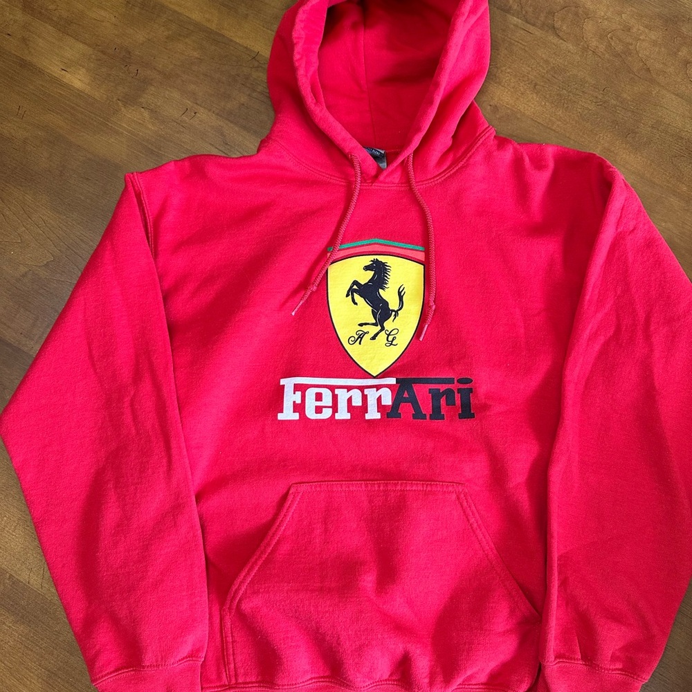 Ferrari - Red Hoodie Sweatshirt - size M